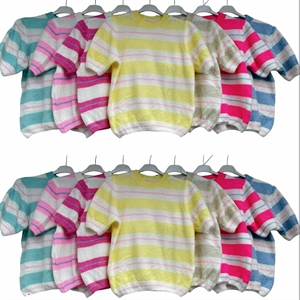 Sweter damski z krótkim rękawem