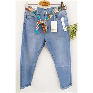 Jeansy damskie 44-54