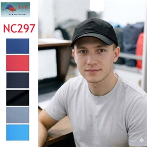 Czapka męska z daszkiem