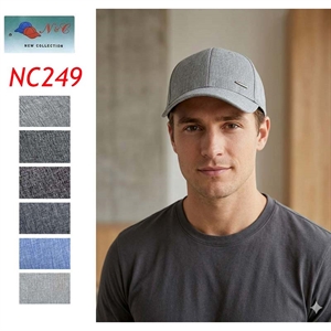 Czapka męska z daszkiem