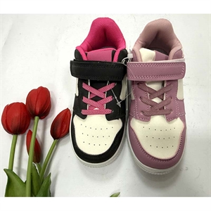 Buty sportowe 25-30