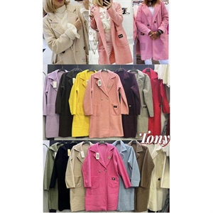 Płaszcz damski produkt Włoski