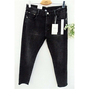 Jeansy damskie 44-54