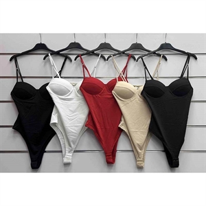 Body damskie bez rękawów produkt Włoski