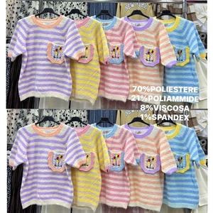 Sweter damski z krótkim rękawem - Produkt Włoski