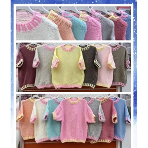 Sweter damski z krótkim rękawem - Produkt Włoski