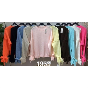 Sweter damski okrągły - Produkt Włoski