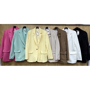 Marynarka damska produkt Włoski