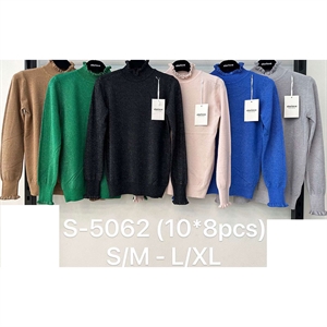 Sweter damski z półgolfem  S/M-L/XL