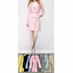 Płaszcz damski produkt Włoski