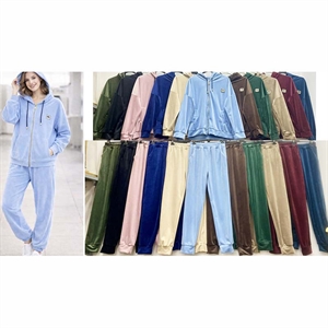 Komplet dresy welurowe produkt Włoski