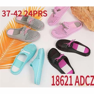 Klapki basenowe  37-42