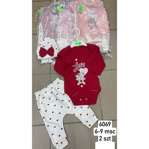 Komplet niemowlęcy produkt Turecki  6-9M