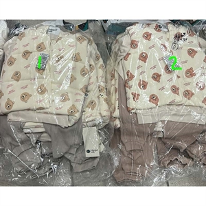 Komplet niemowlęcy produkt Turecki  9-24M