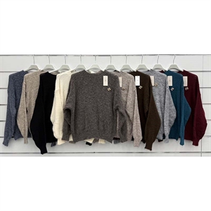 Sweter damski okrągły
