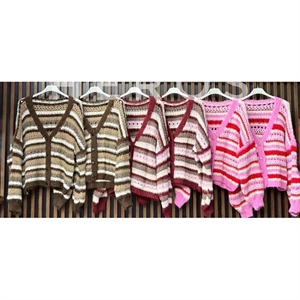 Sweter damski zapinany na guziki