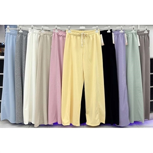 Spodnie damskie szerokie nogawki - Produkt Włoski