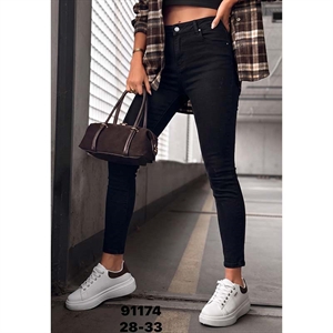 Jeansy damskie  28-33
