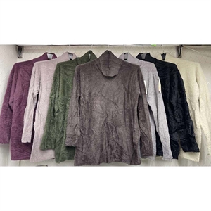 Sweter damski z golfem