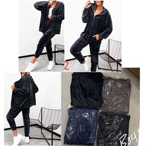 Komplet welurowy damski  M/L-XL/2XL