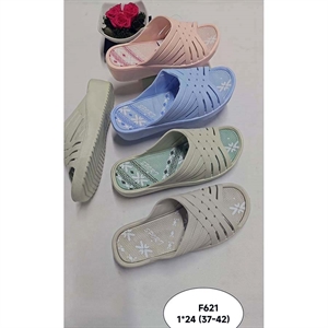 Klapki basenowe  37-42