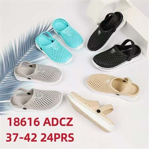 Klapki basenowe 37-42