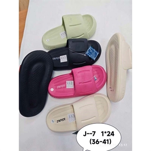 Klapki basenowe 36-41