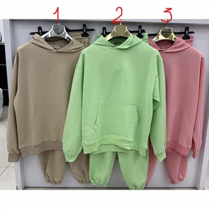Komplet dresowy damski produkt Turecki  M-XL