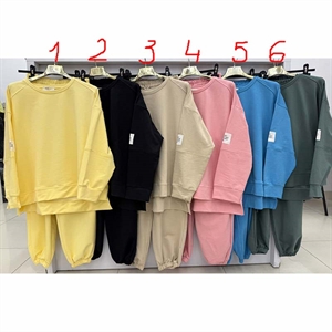 Komplet dresowy damski produkt Turecki  M-XL
