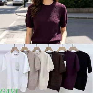Sweter damski - Produkt Włoski