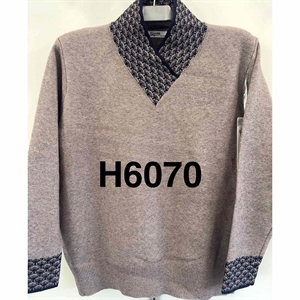Sweter damski z dekoltem w serek
