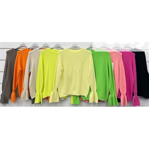 Sweter damski okrągły - Produkt Włoski