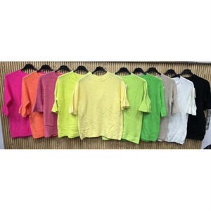 Sweter damski z krótkim rękawem - Produkt Włoski