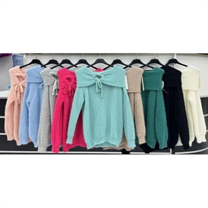 Sweter damski okrągły - Produkt Włoski