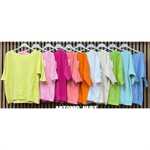 Sweter damski z krótkim rękawem - Produkt Włoski