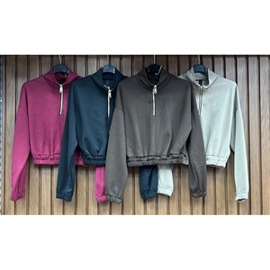 Cienka bluza damska - Produkt Włoski