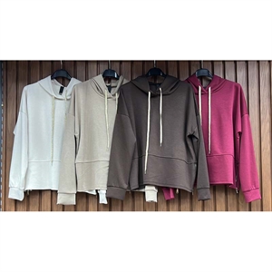 Cienka bluza damska - Produkt Włoski