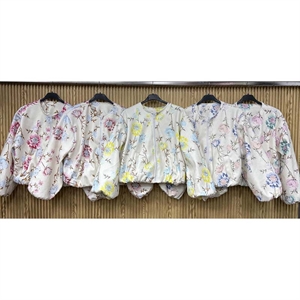 Kurtka damska produkt Włoski