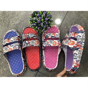 Klapki basenowe 36-41