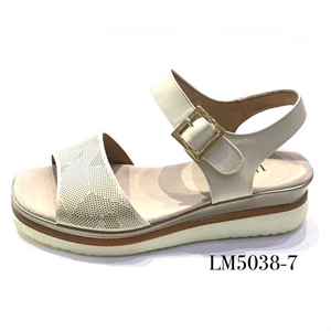 Sandały na koturnie  36-41