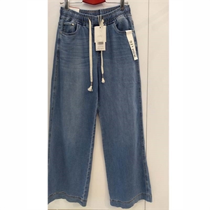 Jeansy damskie L-4XL