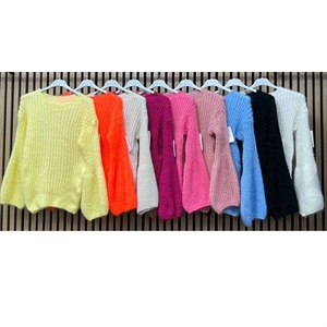 Sweter damski okrągły - Produkt Włoski