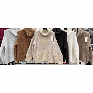 Sweter damski z golfem