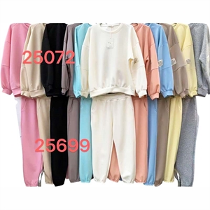 Komplet dresowy damski produkt Włoski