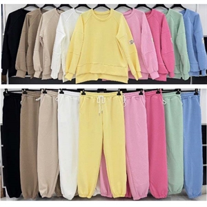 Komplet dresowy damski produkt Włoski