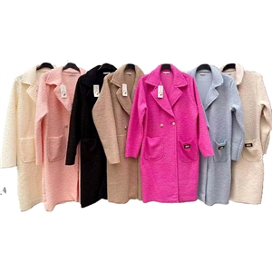 Płaszcz damski produkt Włoski