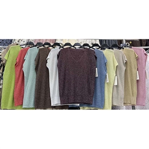 Sweter damski z dekoltem w serek