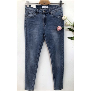 Jeansy damskie 38-48