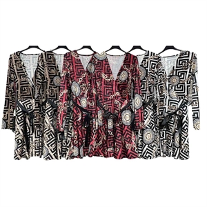 Sukienka welurowa damska produkt Włoski