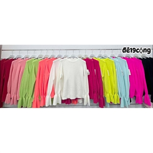 Sweter damski okrągły - Produkt Włoski